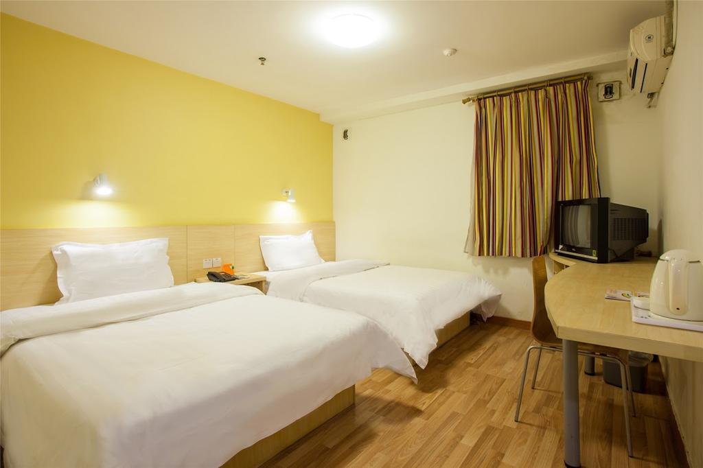 7Days Inn Zhu Hai Gong Bei Tunnel Portal Zhuhai Exterior photo